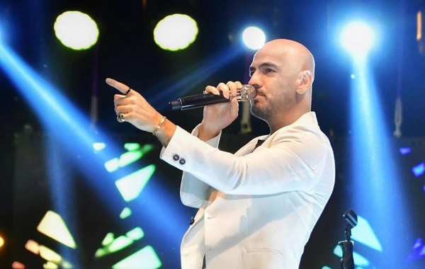 Soner Sarıkabadayı Bakıda konsert verəcək - FOTO